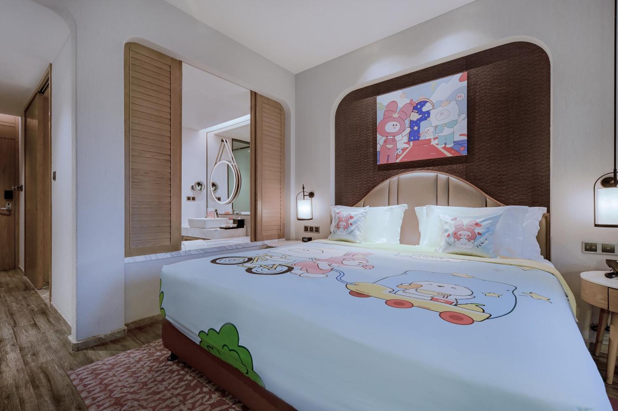 Hotel Crowne Plaza QingdaoOrientalMovieMetropolis Esterno foto