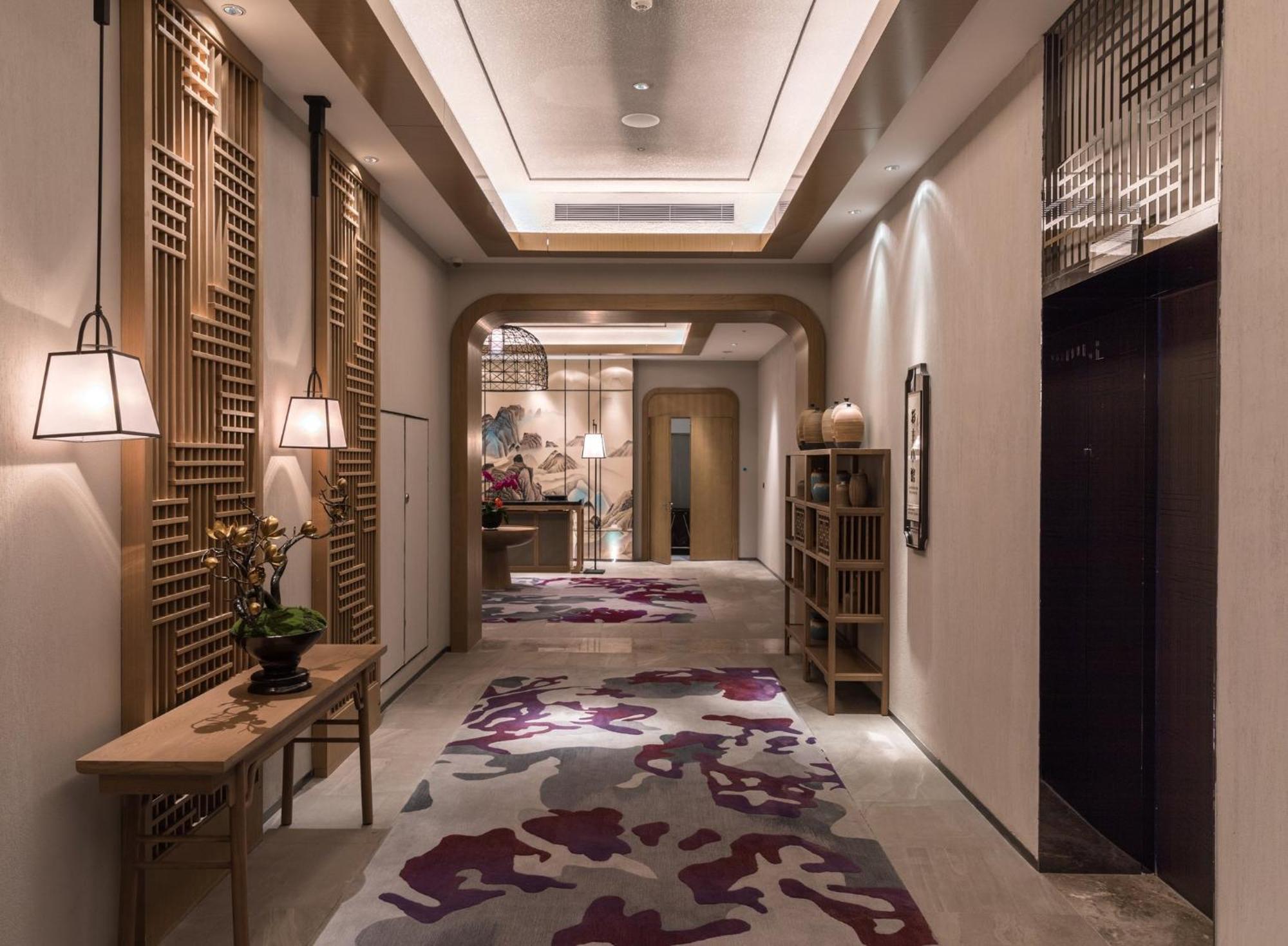 Hotel Crowne Plaza QingdaoOrientalMovieMetropolis Esterno foto